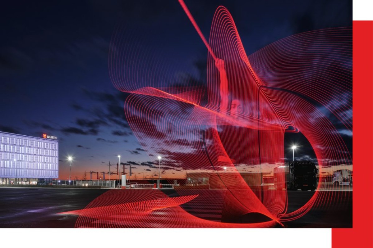 DIE LEUCHTENDE BEWEGUNG